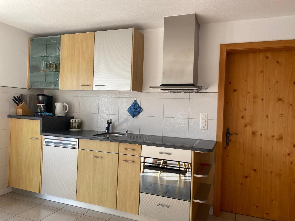Ferienwohnung In Tschlin Mit Panoramablick מראה חיצוני תמונה